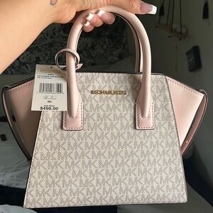 Brand new Micheal Kors purse